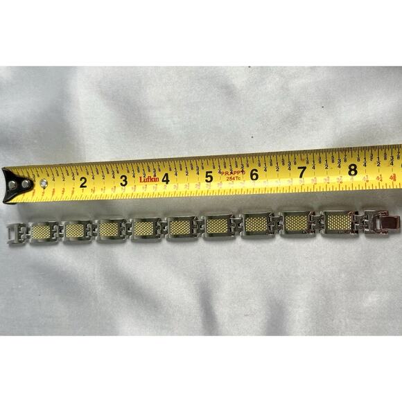 Men’s Stainless Steel Bracelet Gold Carbon Fiber Style Inlay Heavy Link 8.25” - Picture 6 of 6